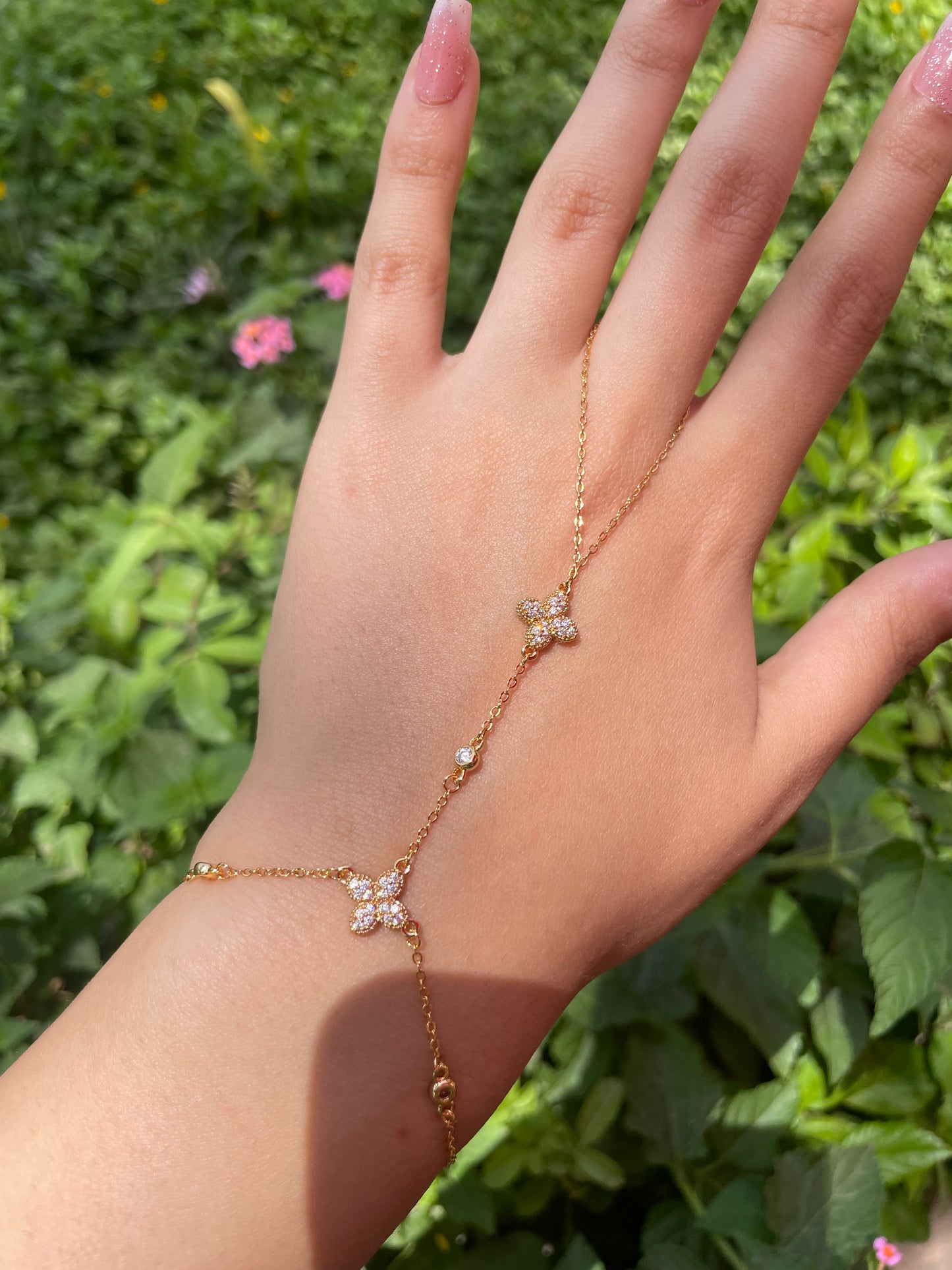 Diora Hand Chain