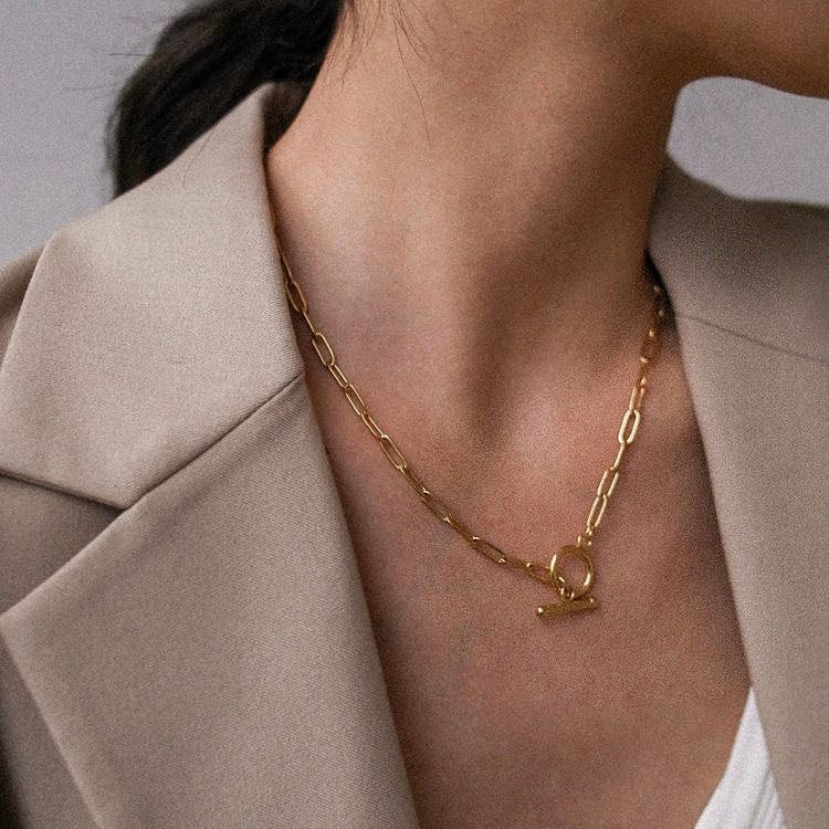 Paperclip Round Lock Necklace