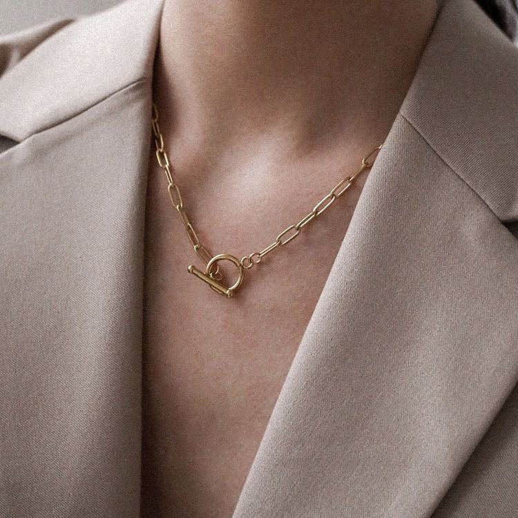 Paperclip Round Lock Necklace