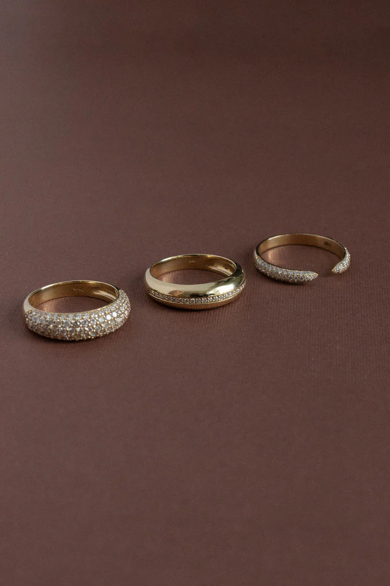 Evara Thin Gold Ring