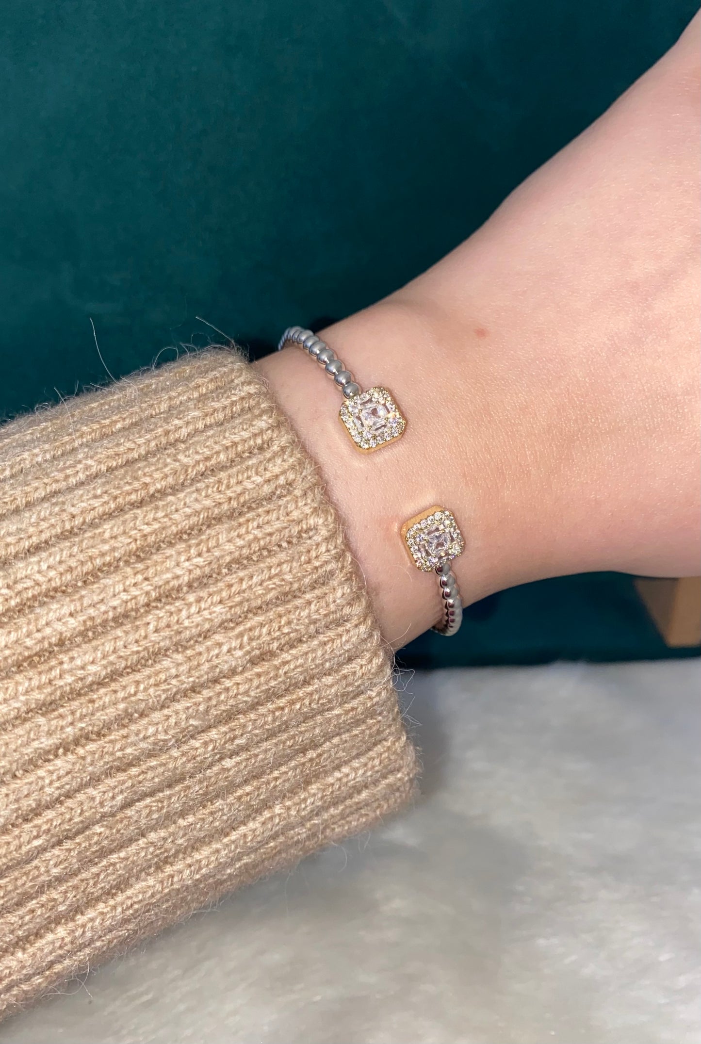 Aphrocharm Bangle