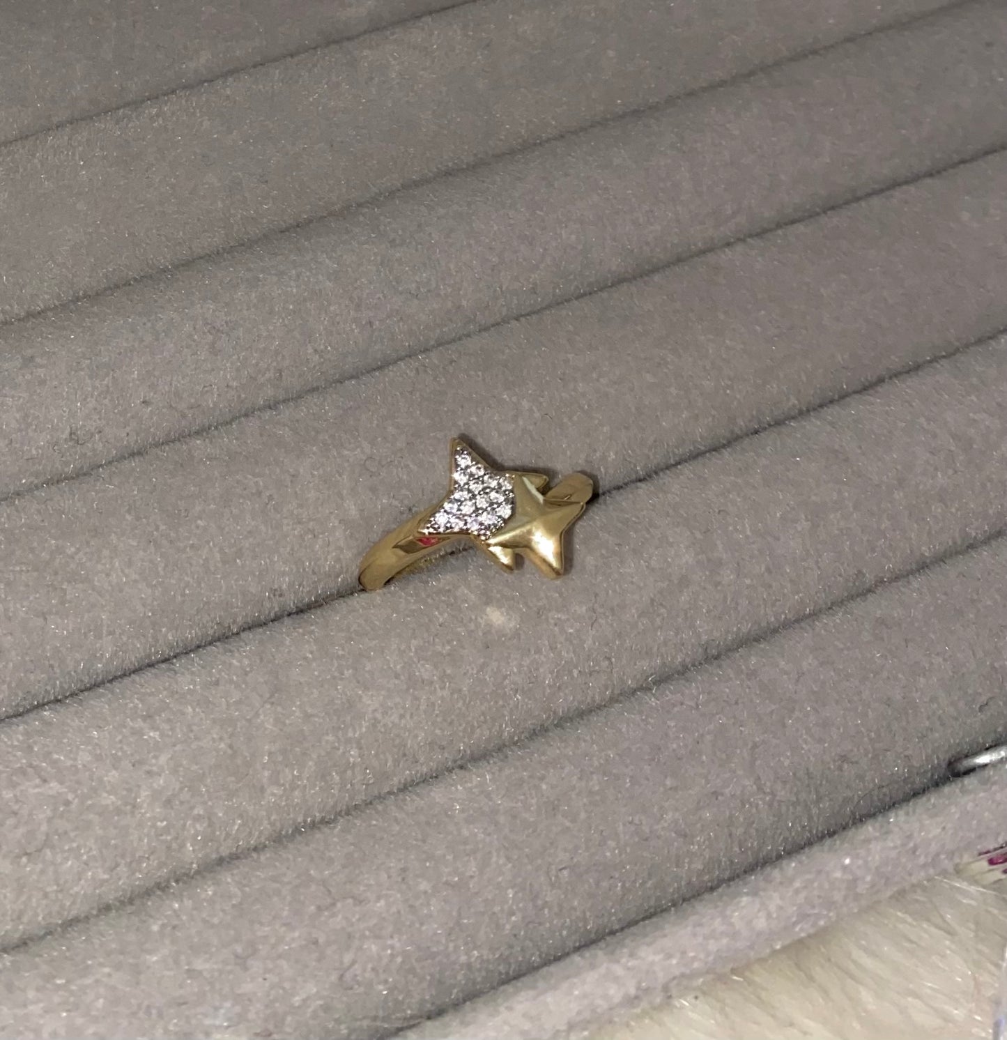 Azaleia Ring