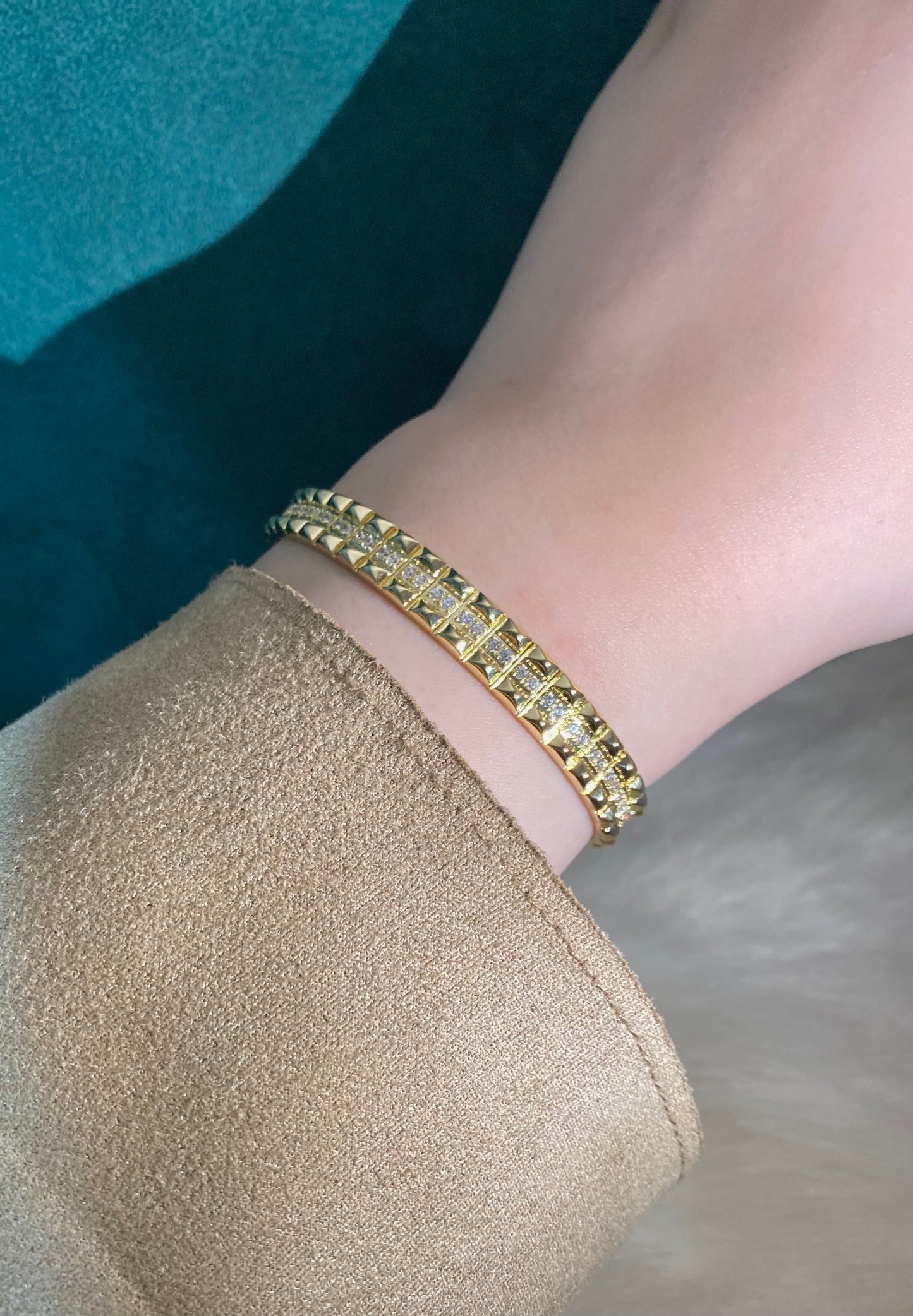 Meya Bangle