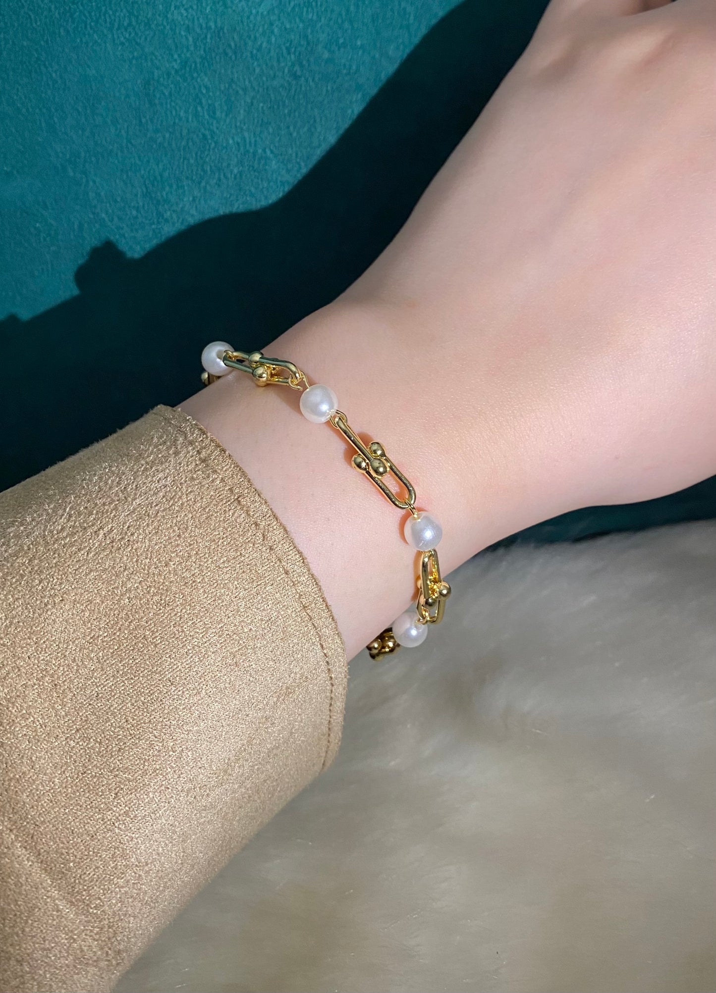 Mystique Pearl Bracelet