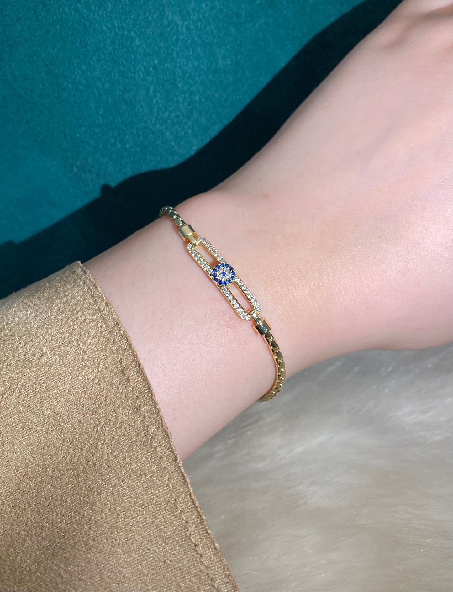 Eviluxe Bracelet