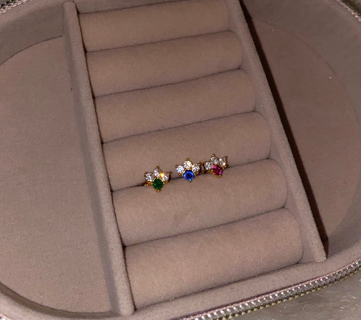 royal single piercing