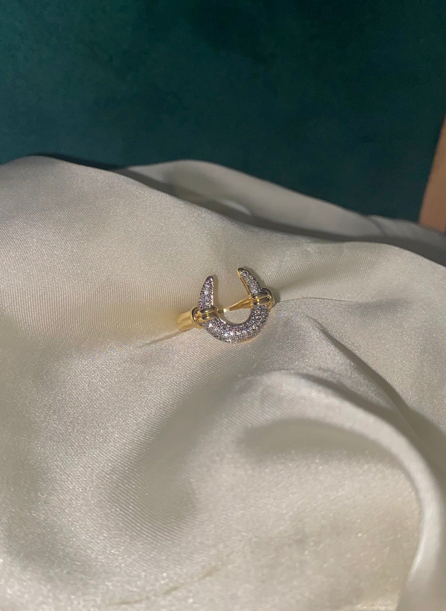 Stellar Arc Gold Ring