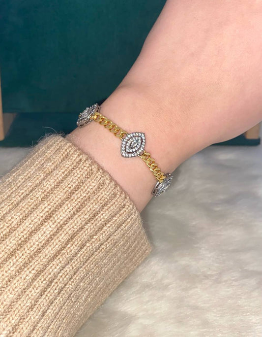 Triple Lustre Royal Bracelet