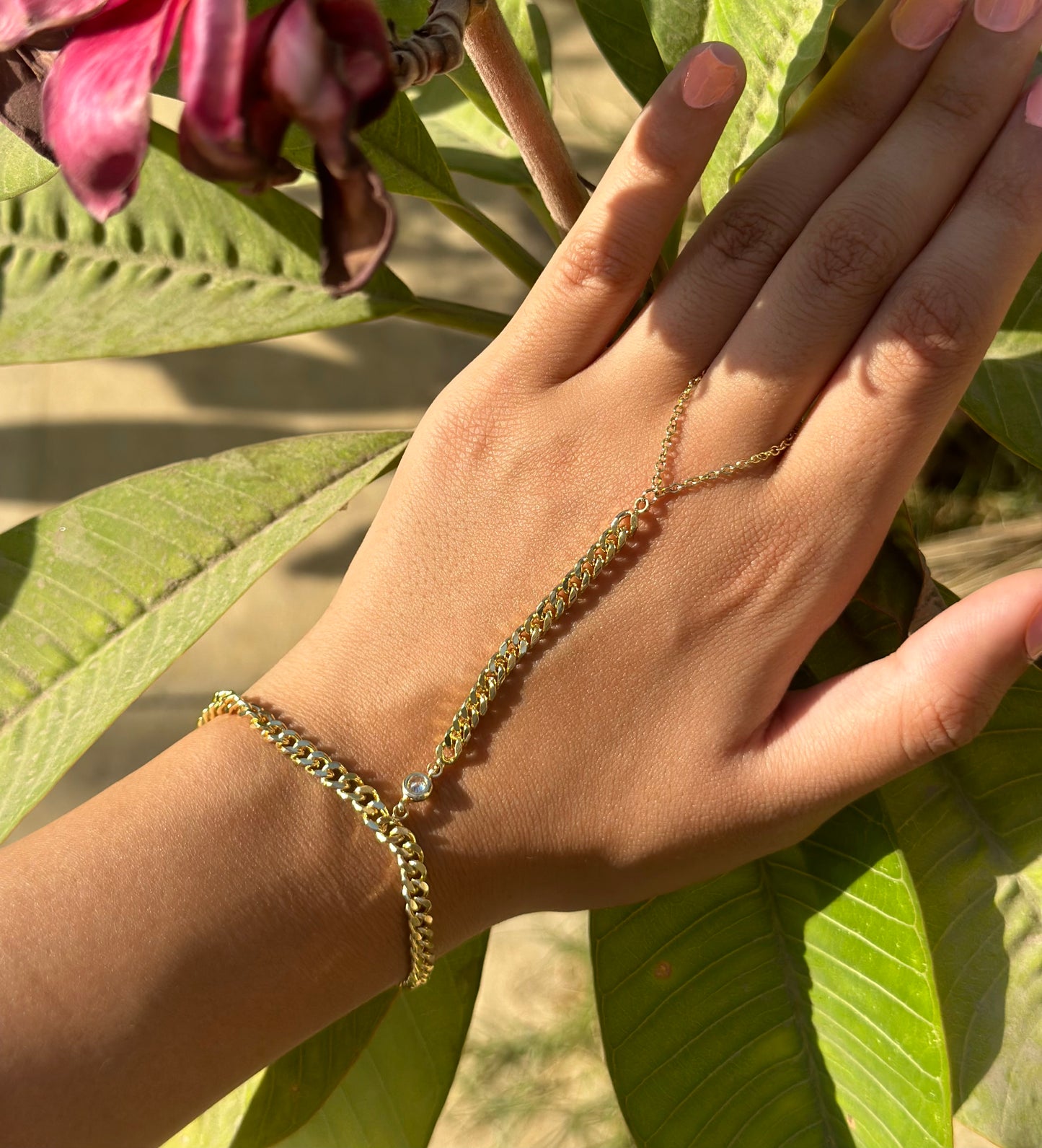 Bold Bond Hand Chain