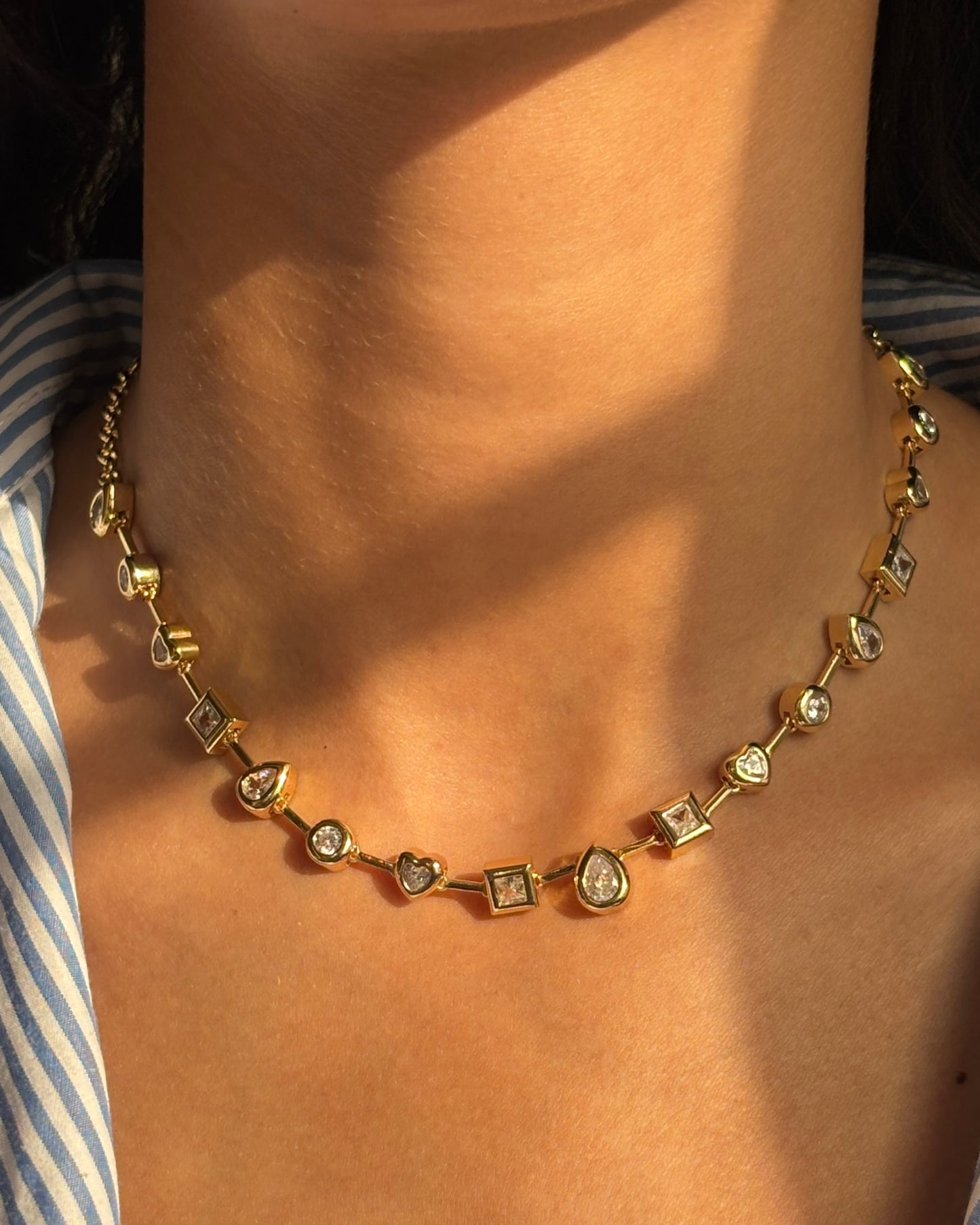 Aphrodite White Gems Necklace