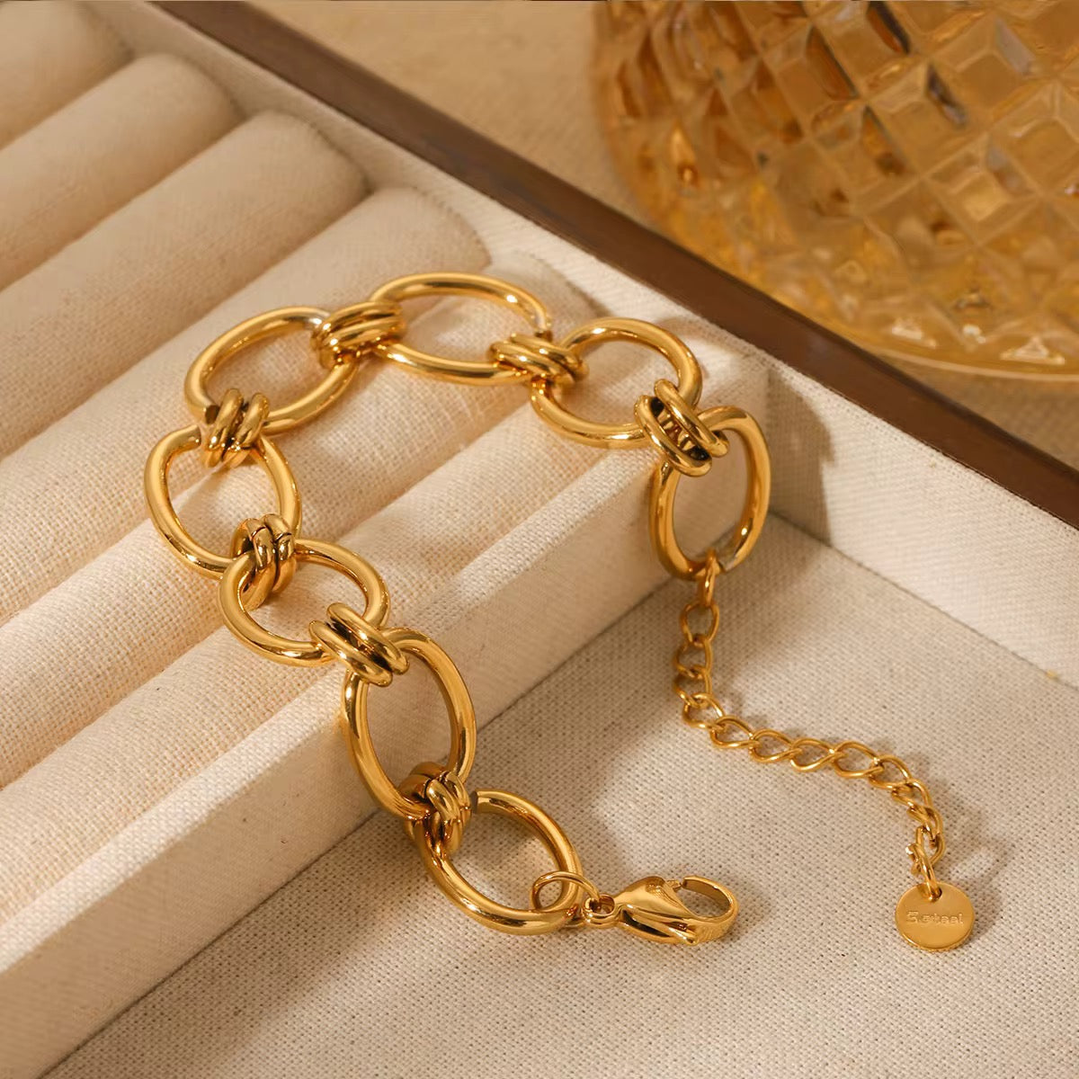 Roya Chain Bracelet