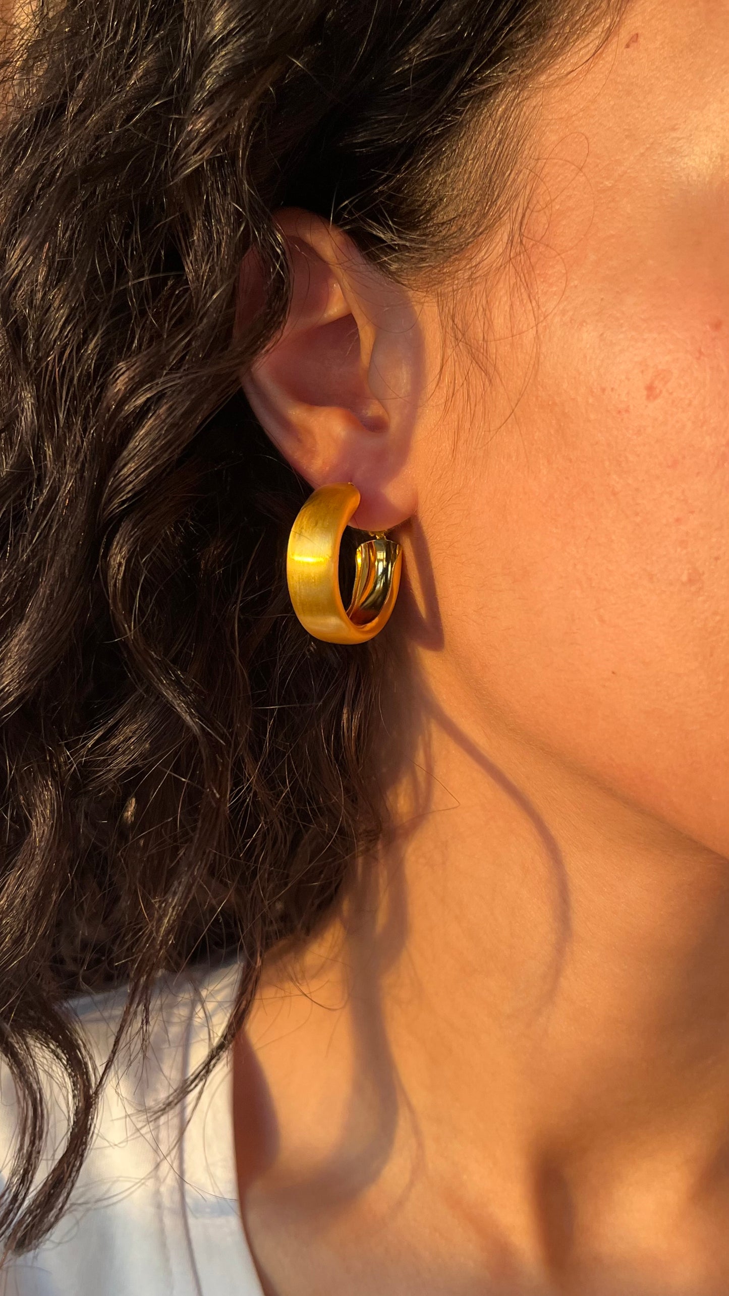 Sera Bold Hoop Earrings