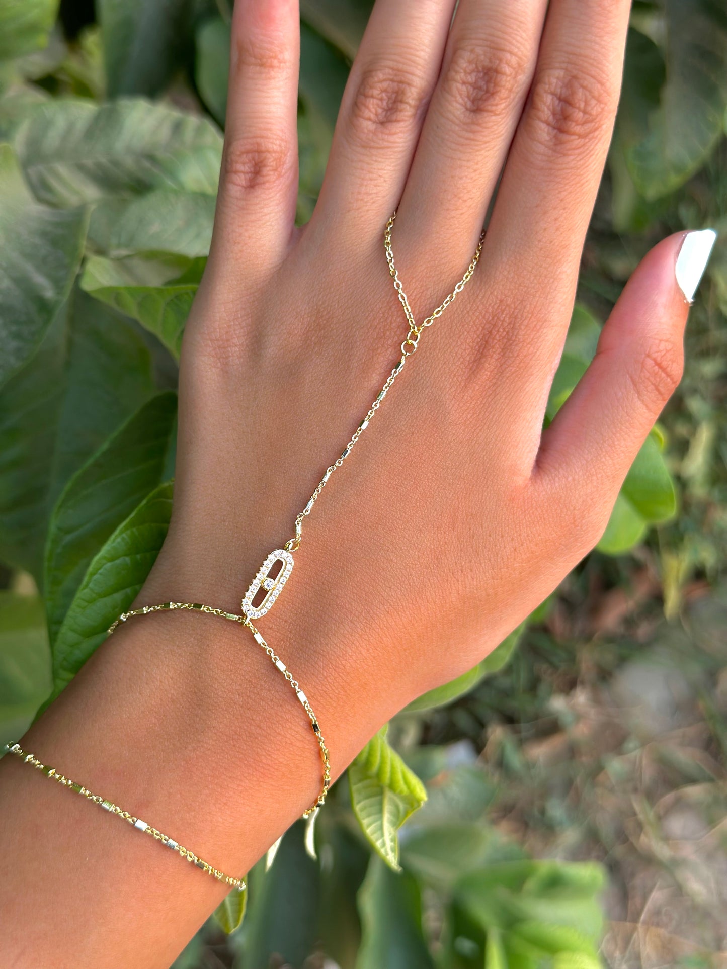 Single Move Hand Chain