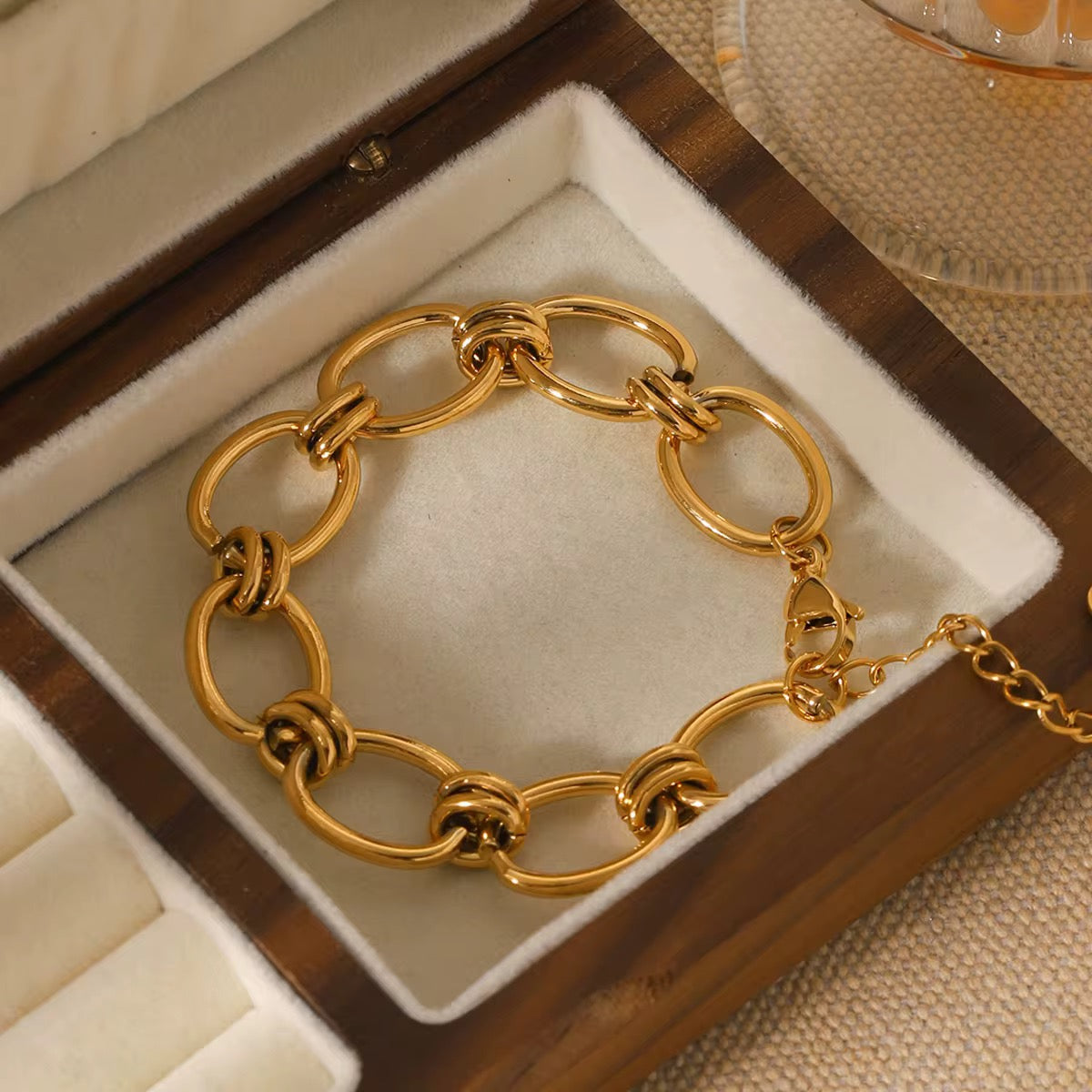 Roya Chain Bracelet