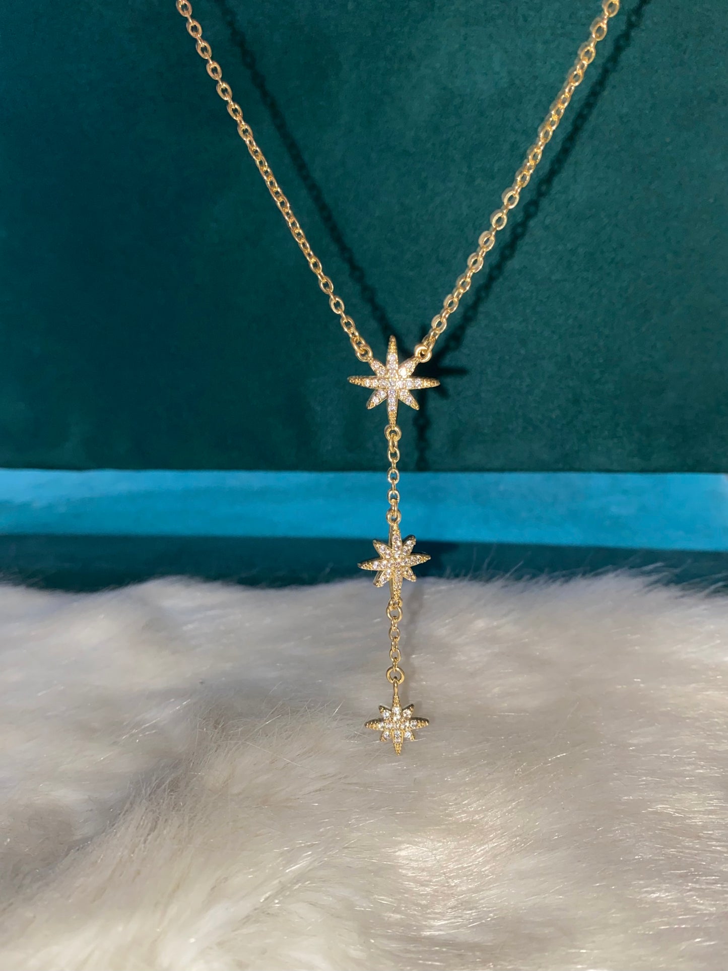 قلادة نينا ✨