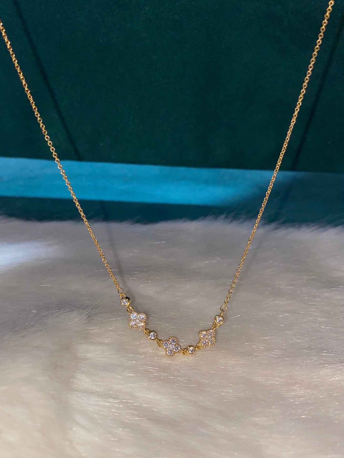 Mini Flowers Necklace