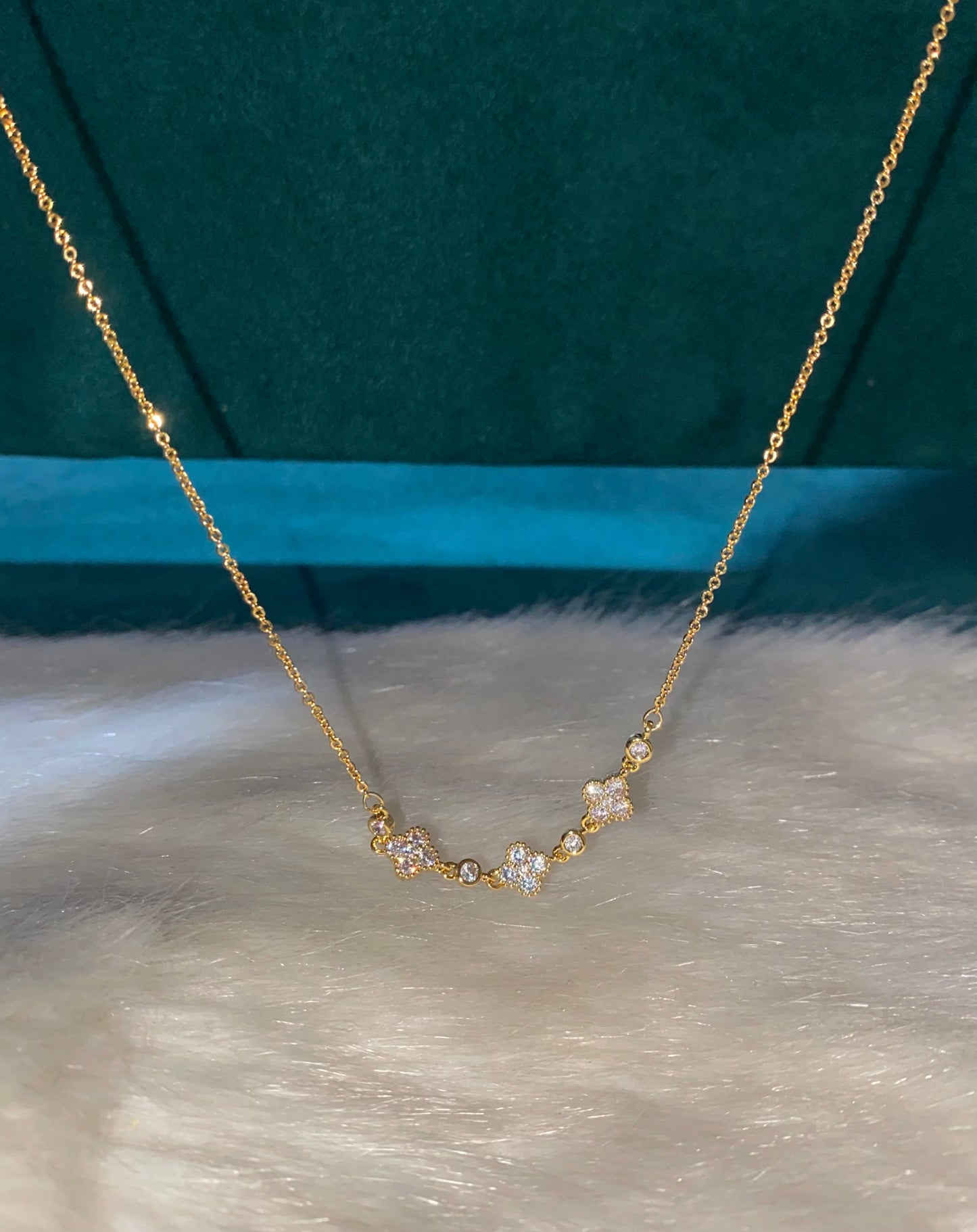 Mini Flowers Necklace