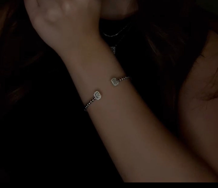 Aphrogem Bangle
