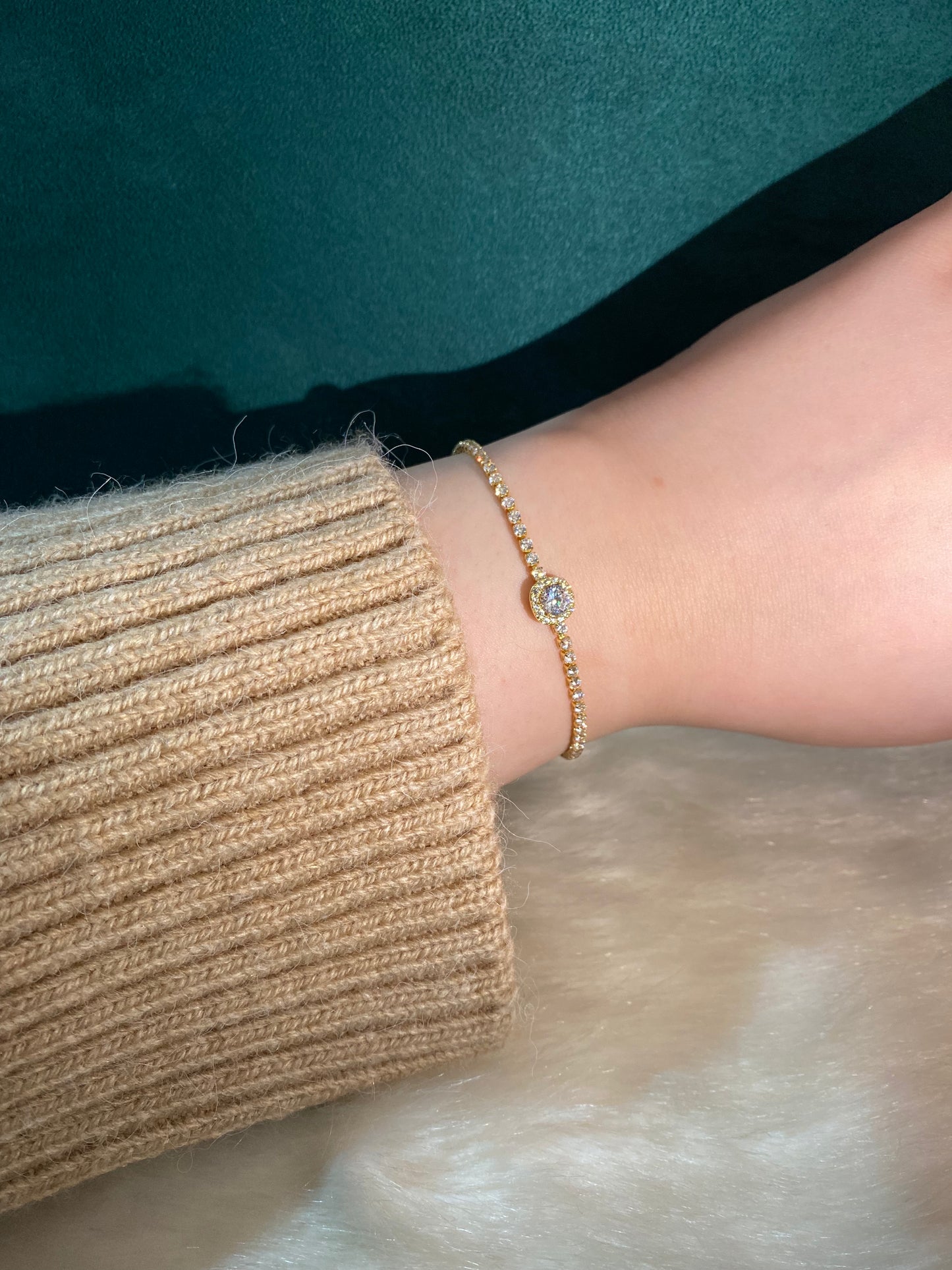 Rova Tennis Gold Bracelet