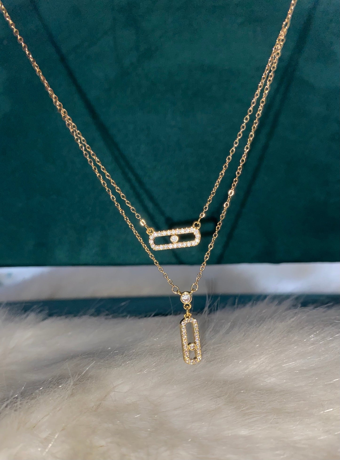 Mini Move Gold Necklace