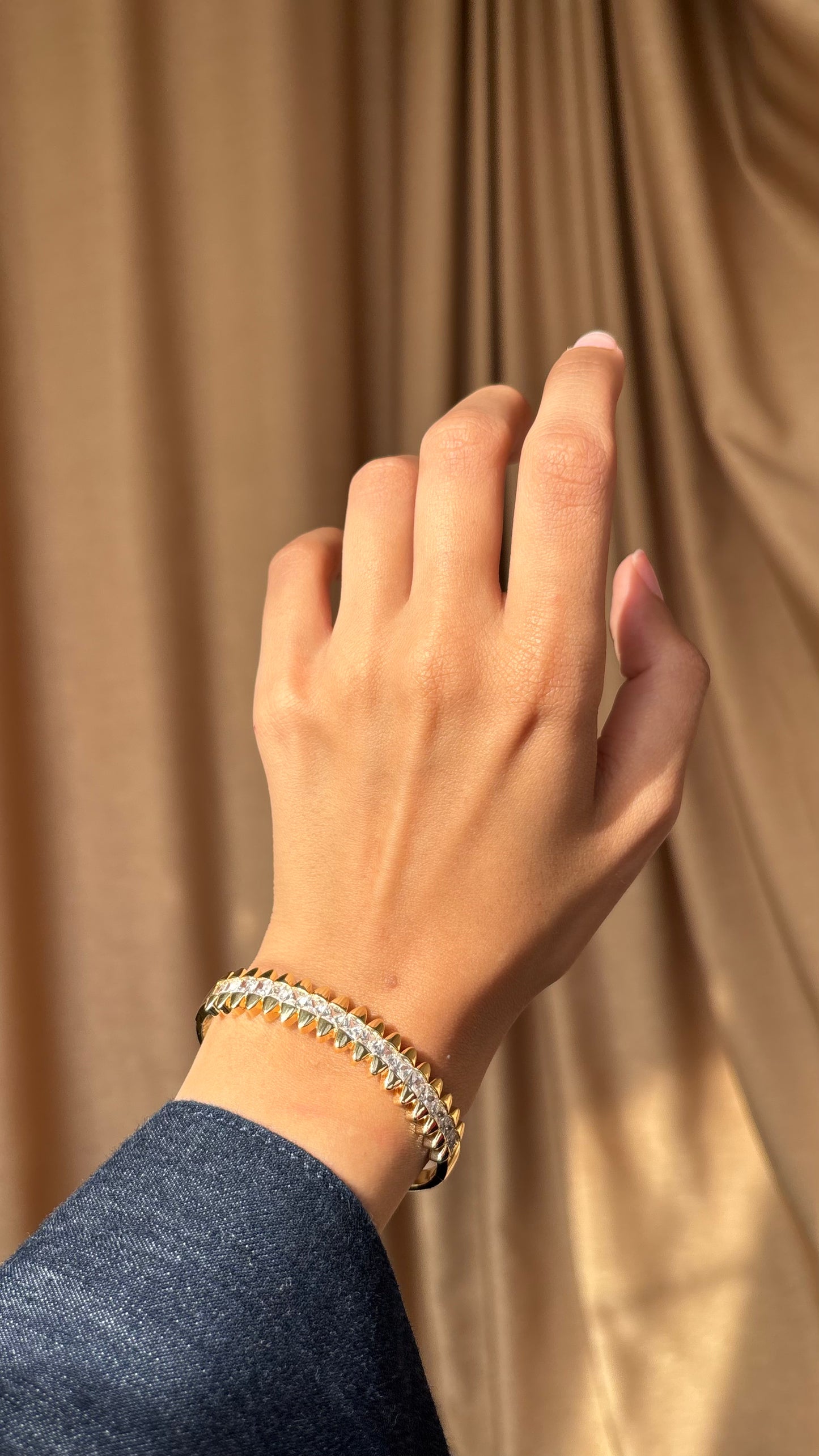 Evora Bangle