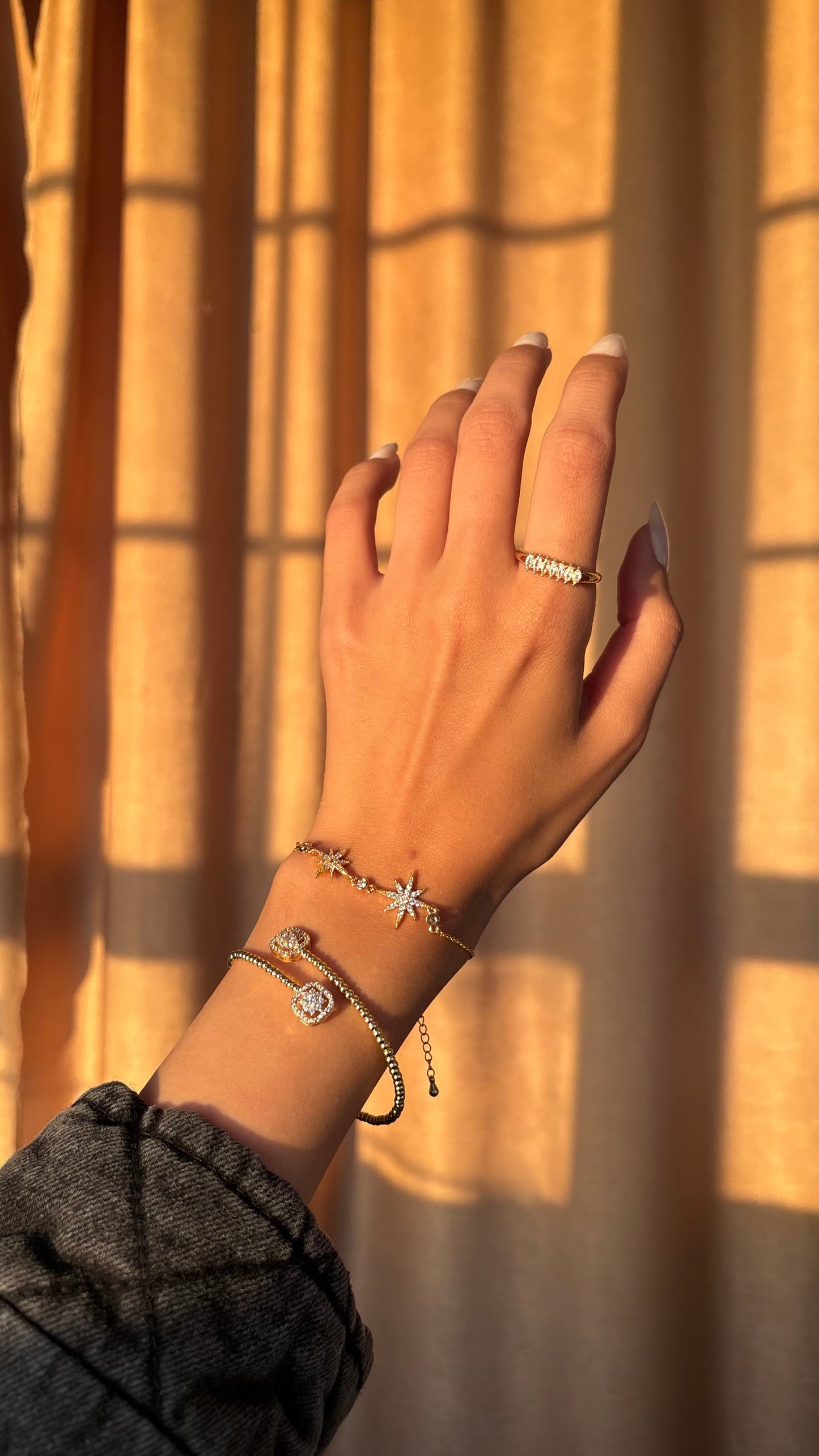 Criss Cross Gold Bangle