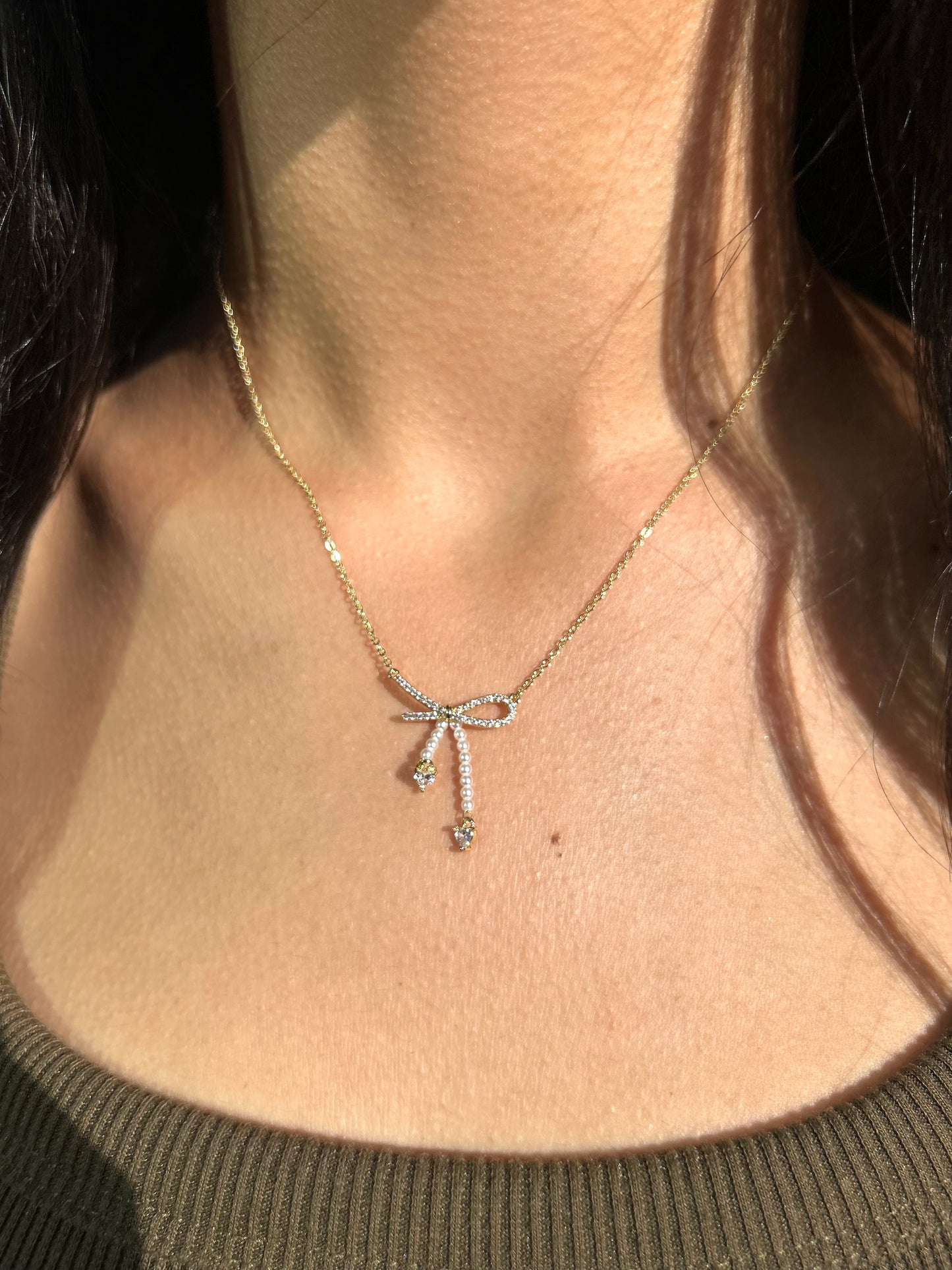 Pearl Bow Necklace