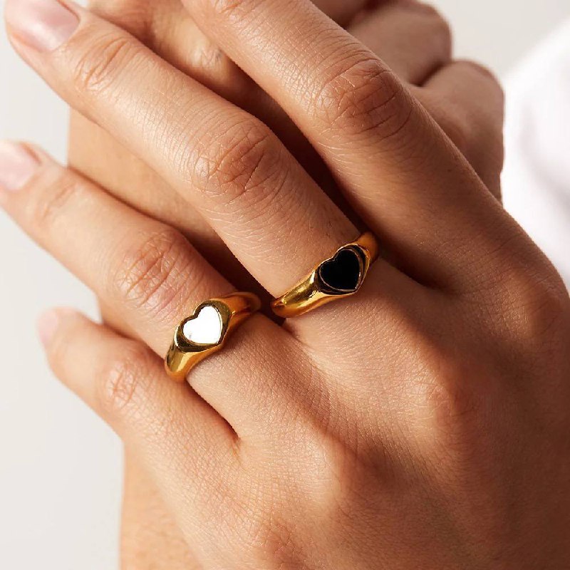 Heart Shape Ring Gold