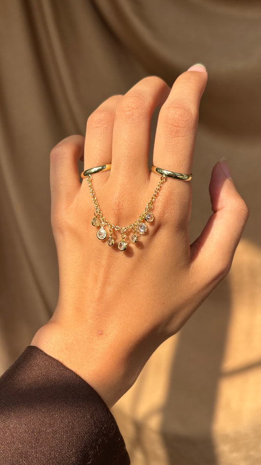Diamonds Connected Ring