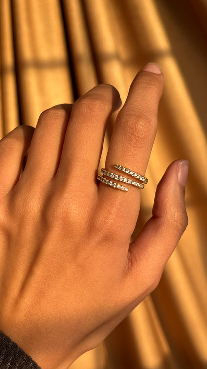 Twist Tennis Gold Ring