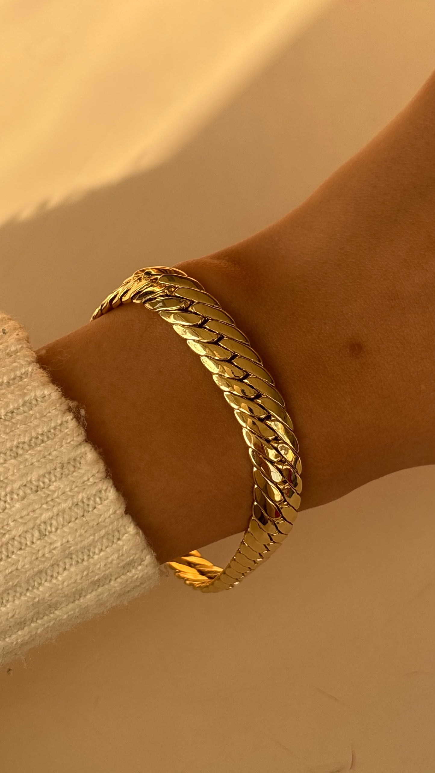 Thick Classic Bracelet