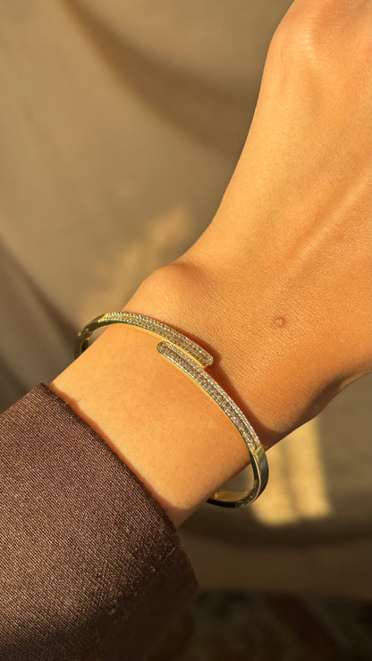 Alina gold bangle
