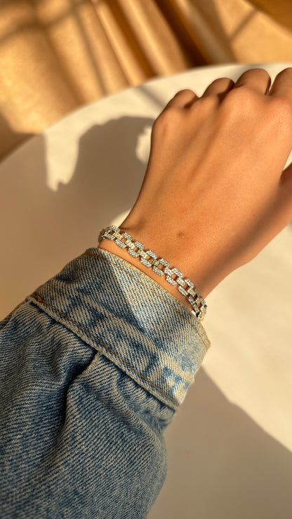 Lira Glow Bracelet