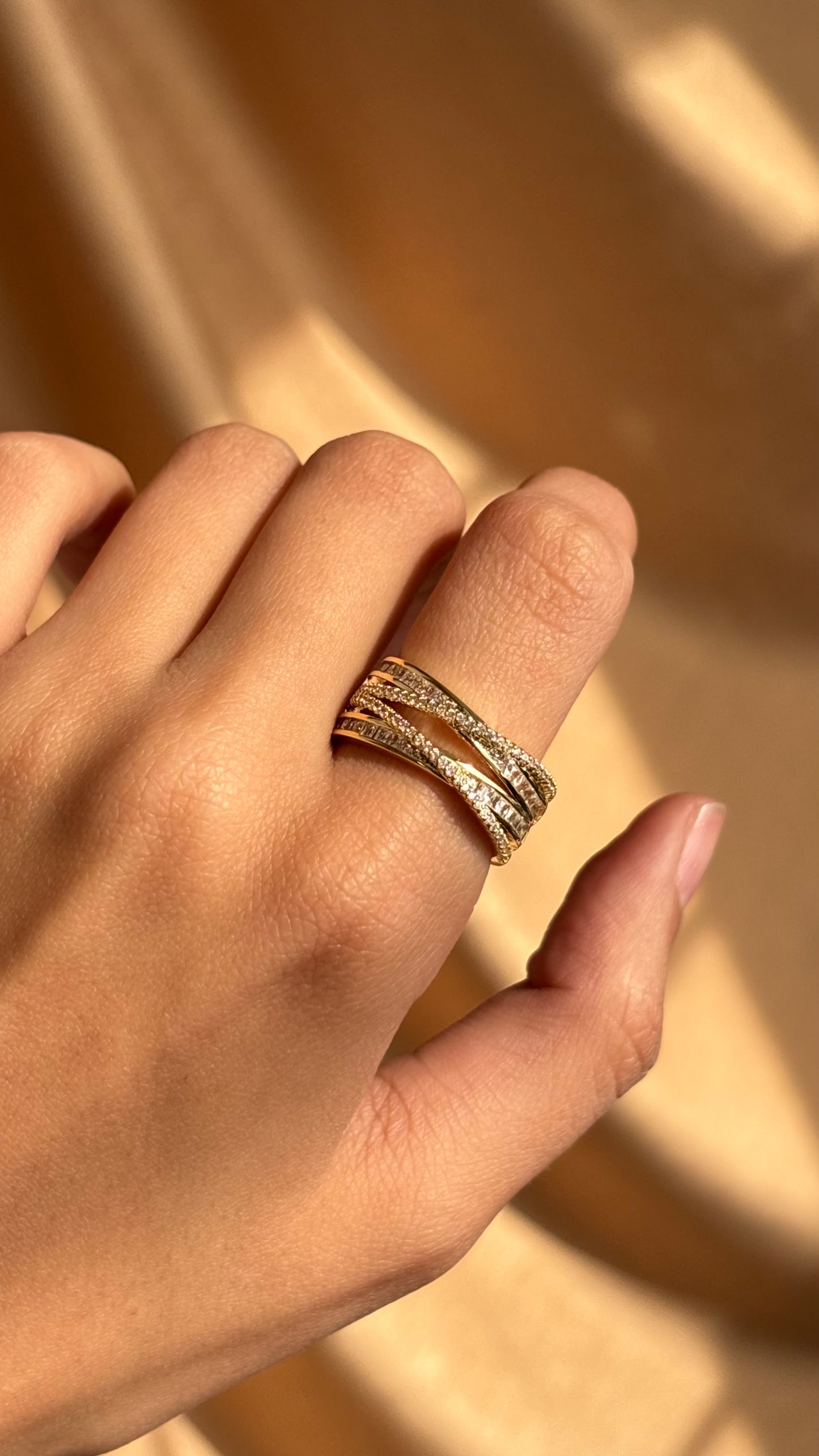 Double Cross Ring
