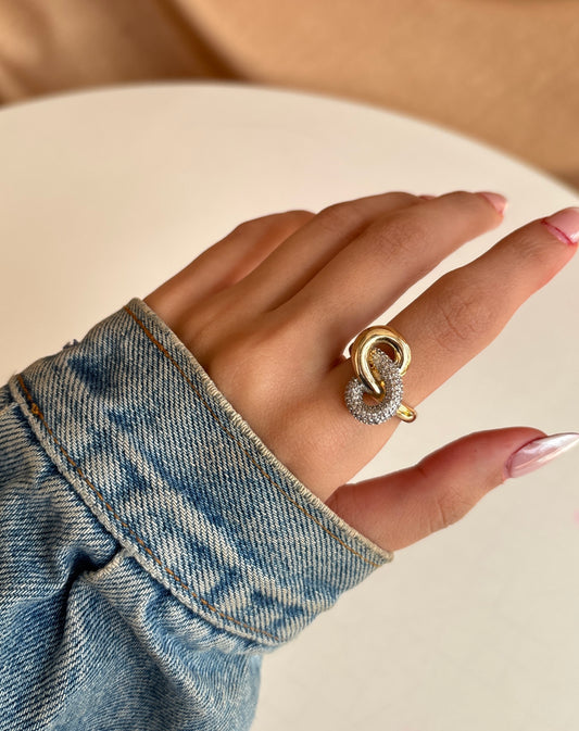 Knot Gold Ring