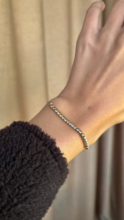 Golden Essential Bracelet