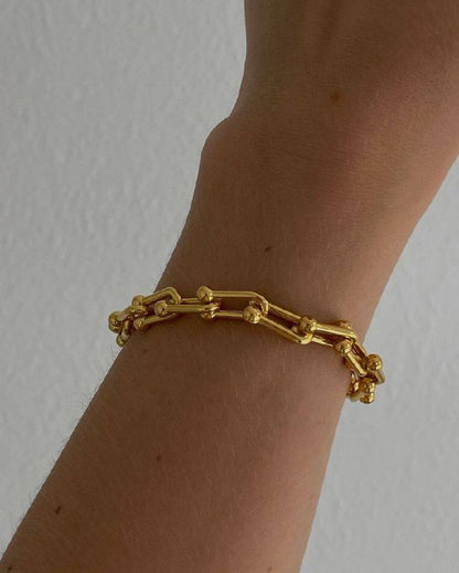 U Shape Chain Bracelet