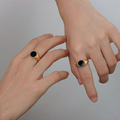 Black Circle Ring Gold