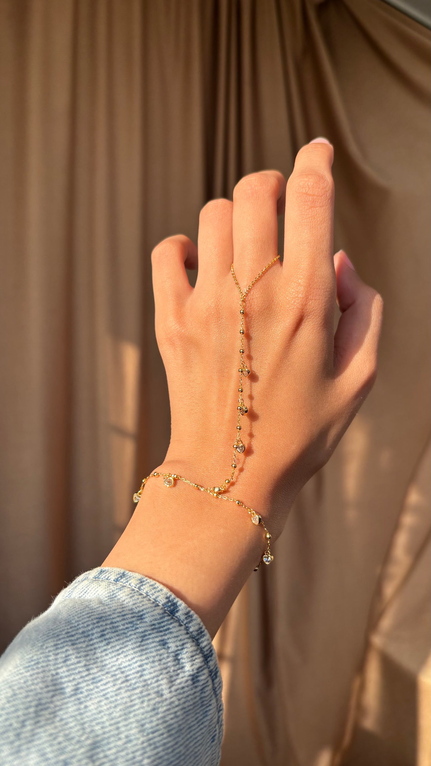 Amore Hand chain