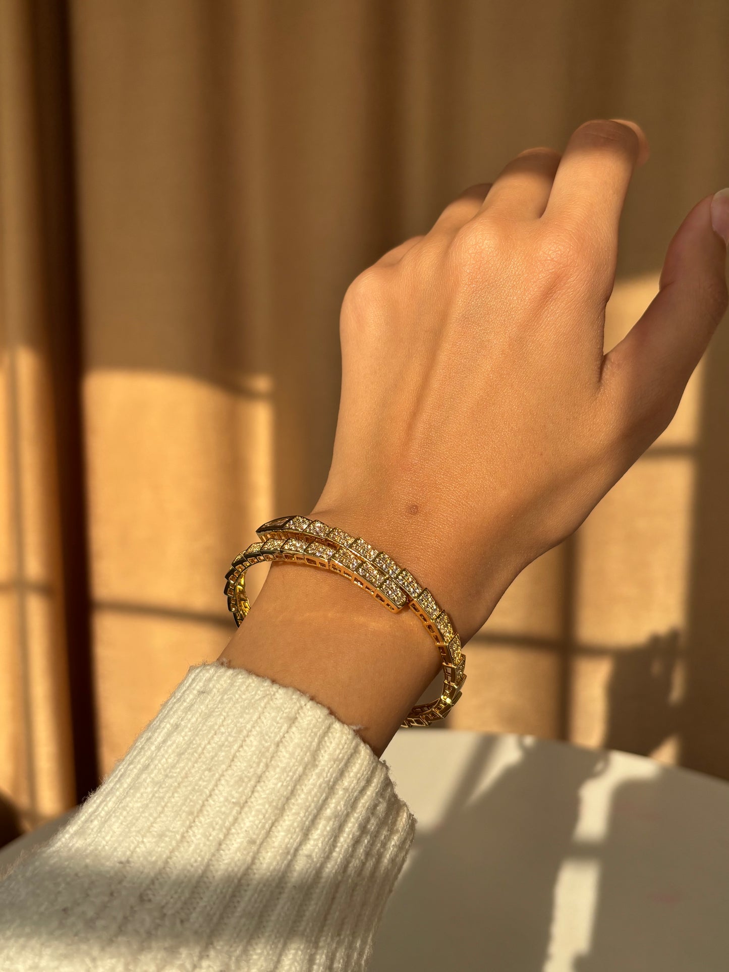 Glimora Gold Bangle