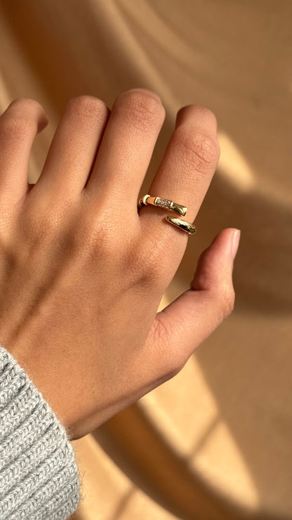 Evora Gold Ring