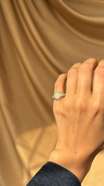 Viona Pinky Ring