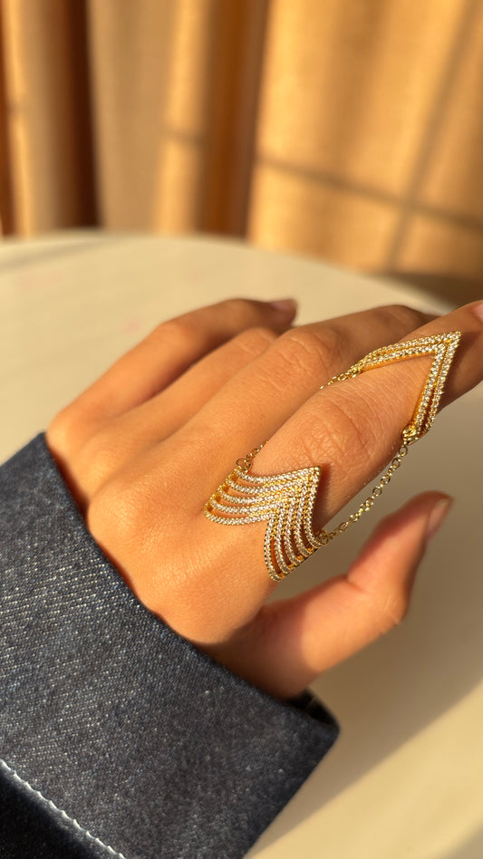 Vera Linked Ring