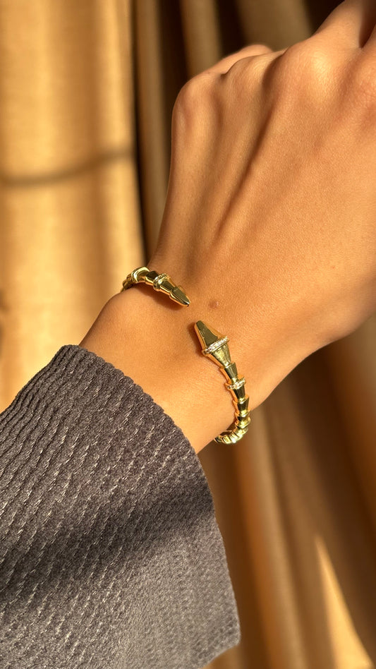 Vesper Gold Bangle