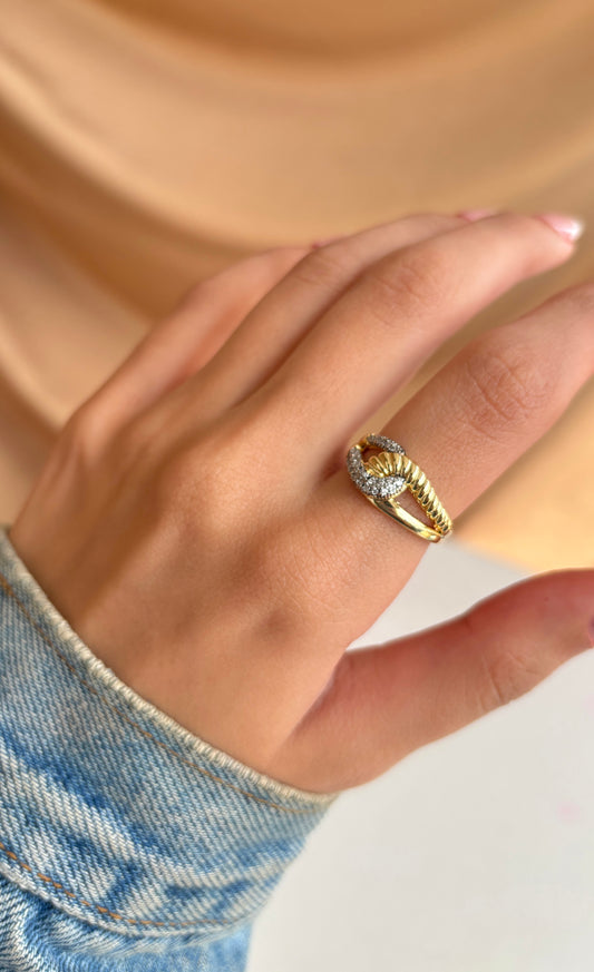 Gilded Legacy Ring