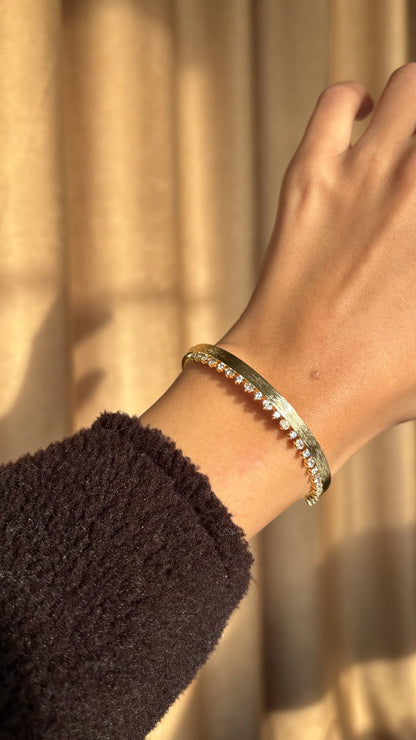Soft Glow Bangle