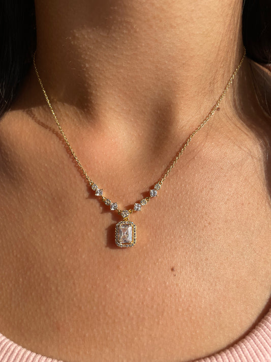 White Princess Necklace