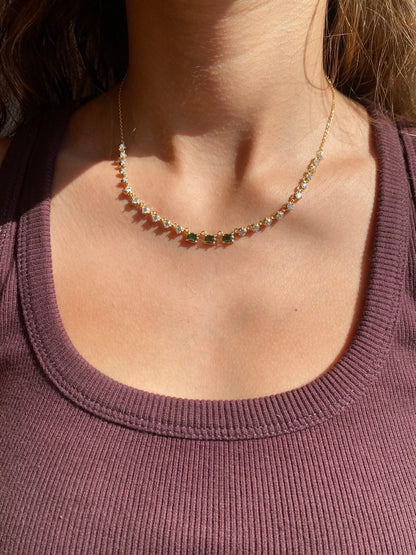 Zaria emerged green Necklace