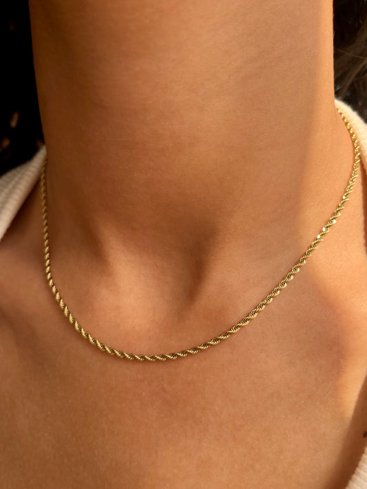 Thin Rope Necklace Gold