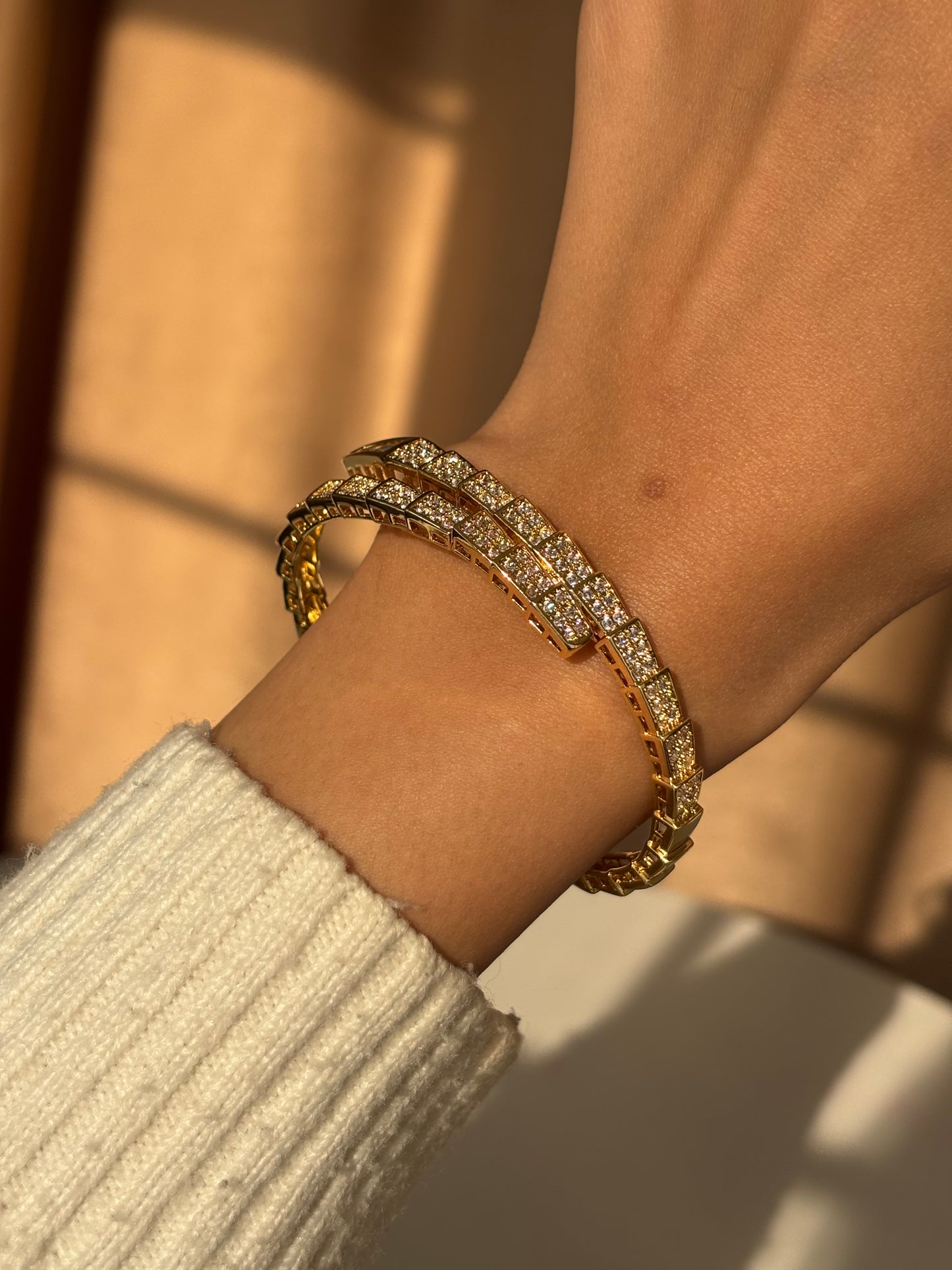 Glimora Gold Bangle